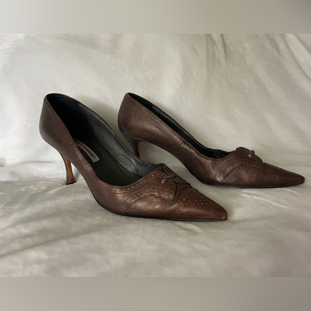 Manolo Blahnik Bronze Point Toe Women’s Heels
